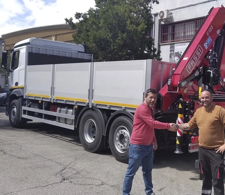 Fassi F135A.2.22 crane delivery to Prensagra