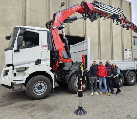 Fassi F710RA.2.27 delivery