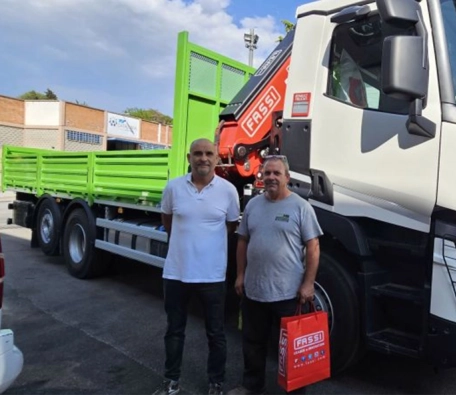 Fassi F315B.2.26 crane delivery