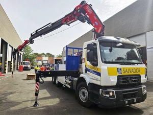 Fassi F315RB.2.25 crane delivery