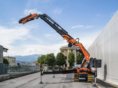 Jekko JF990 articulated crawler crane