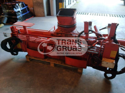 Base grúa Fassi F240A.26