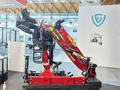 Grúa forestal Tajfun LIV ZK40 (1).webp