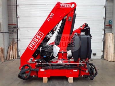 Fassi F135A.0.24 e-active kncukle boom crane