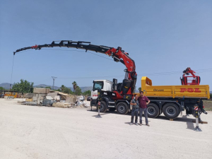 Fassi F1450R techno knuckle boom crane