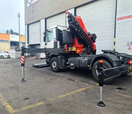 Fassi F365 used knuckle boom crane