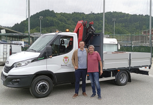 Fassi F65B knuckle boom crane delivery