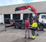 Grúa Fassi F710RA + caja desmontable