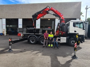 Grúa Fassi F710RA + caja desmontable