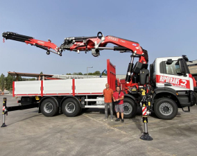 Entrega de grúa Fassi F820RA.2.27 en Ripotrans