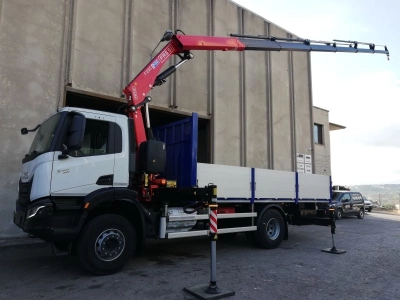 Delivery of Fassi crane F235A.2.26