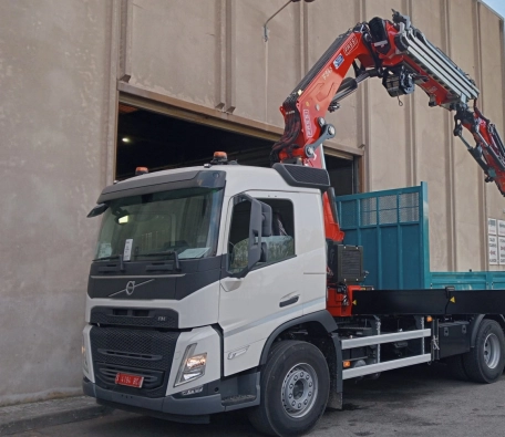 Fassi F545RA.2.26 crane delivery