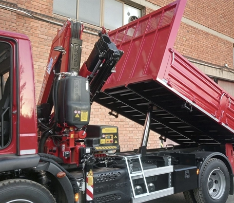 Fassi F110B.0.23 + tipper delivery