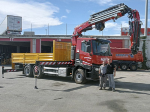 Fassi F545RA.2.26 crane delivery