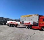 A 2 axle De Angelis trailer for Poncal Grúas