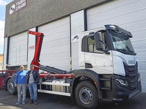 Marrel AL20 S60 hooklift delivery