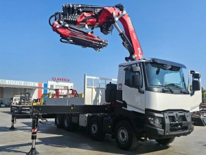 Grúa Fassi F820RA.2.27 para alquilador de maquinaria